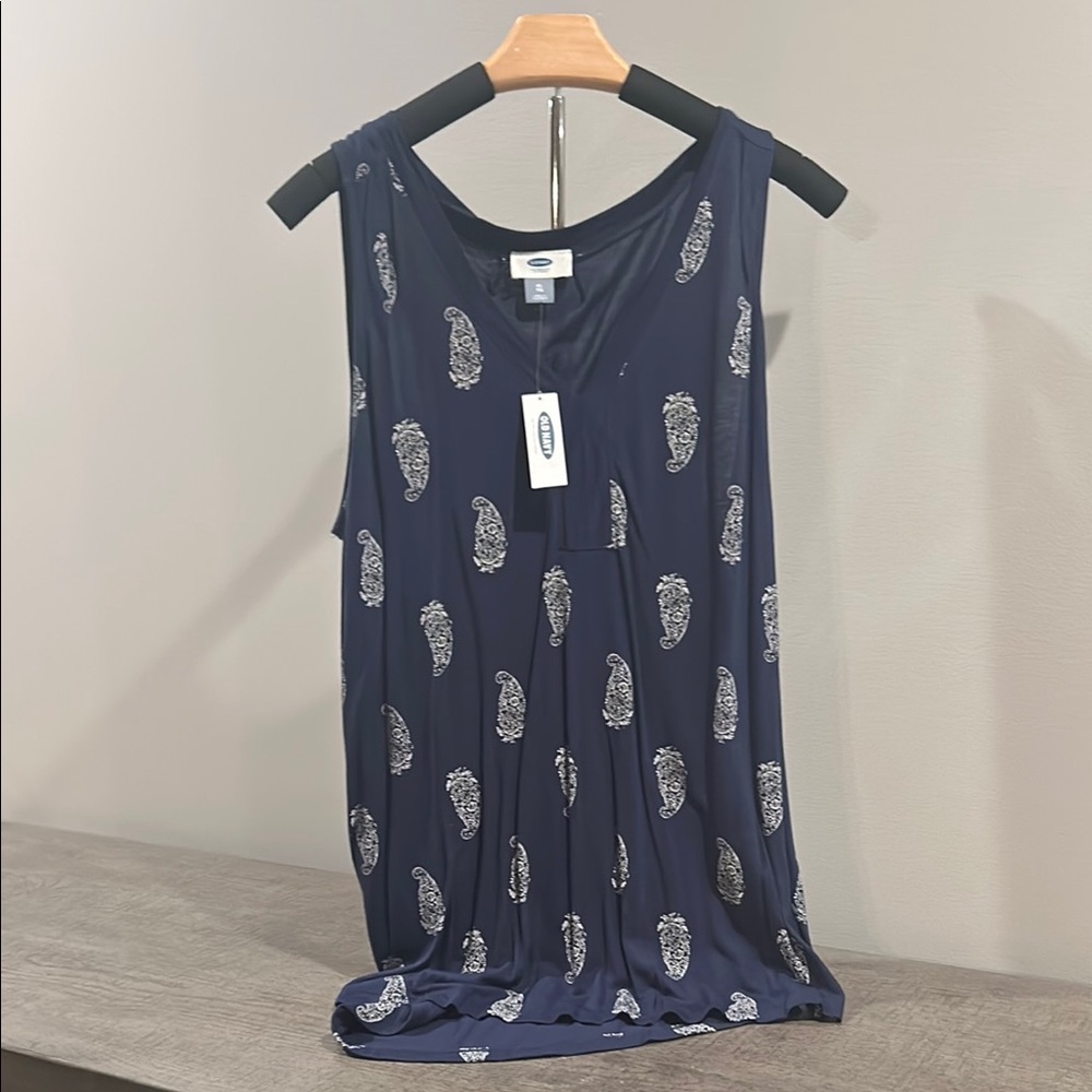 Old Navy Blue and White Sleeveless Tank Top